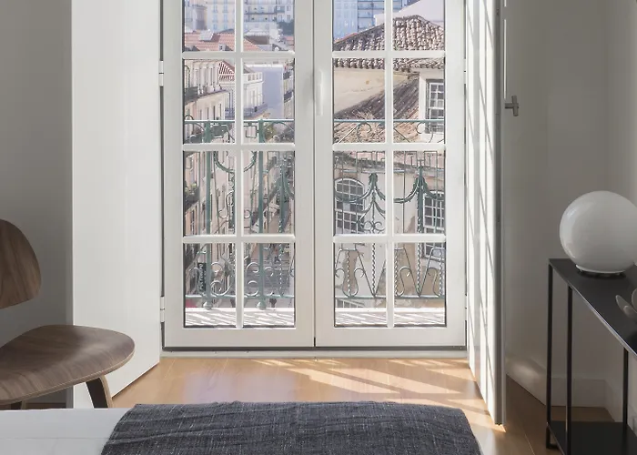 Serviced - Baixa Castelo Daire *