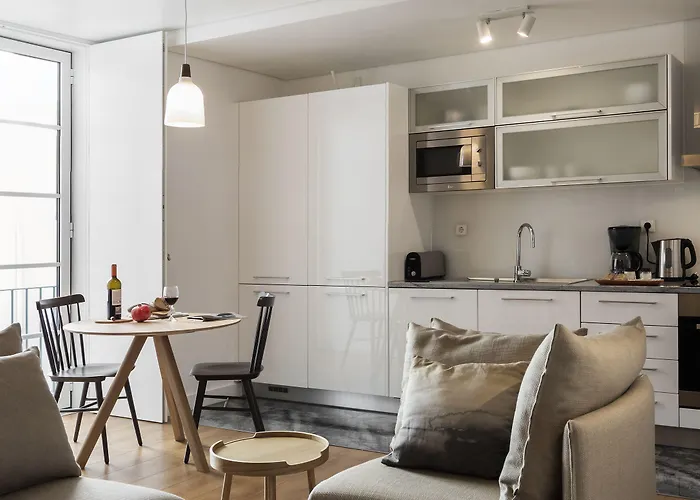 Serviced - Baixa Castelo