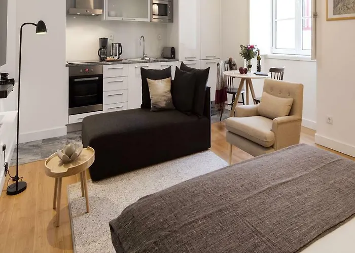 Serviced - Baixa Castelo Daire *