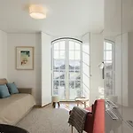 Lsa Baixa Castelo By Numa *
