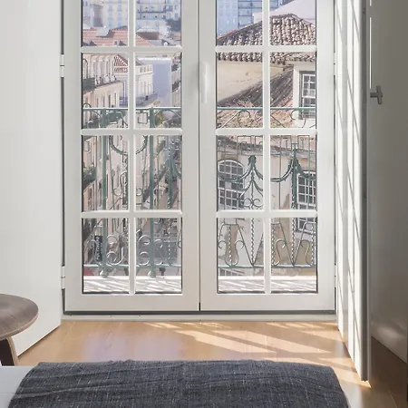 Serviced - Baixa Castelo Appartement *