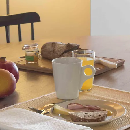 Serviced - Baixa Castelo Appartement