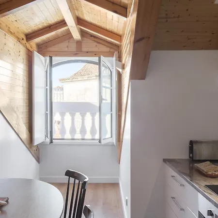 Serviced - Baixa Castelo