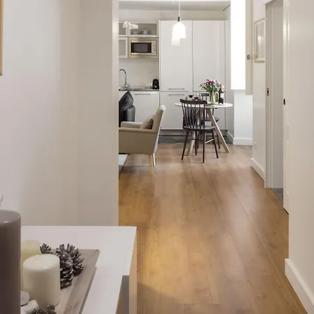 Serviced - Baixa Castelo Appartement *