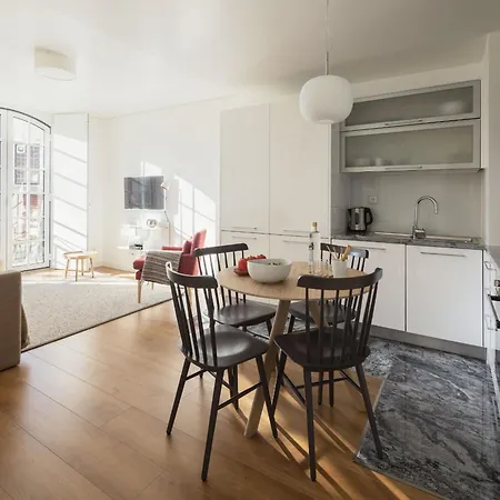 Apartment Lsa Baixa Castelo By Numa Lissabon
