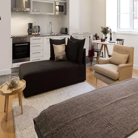 Serviced - Baixa Castelo Appartement *