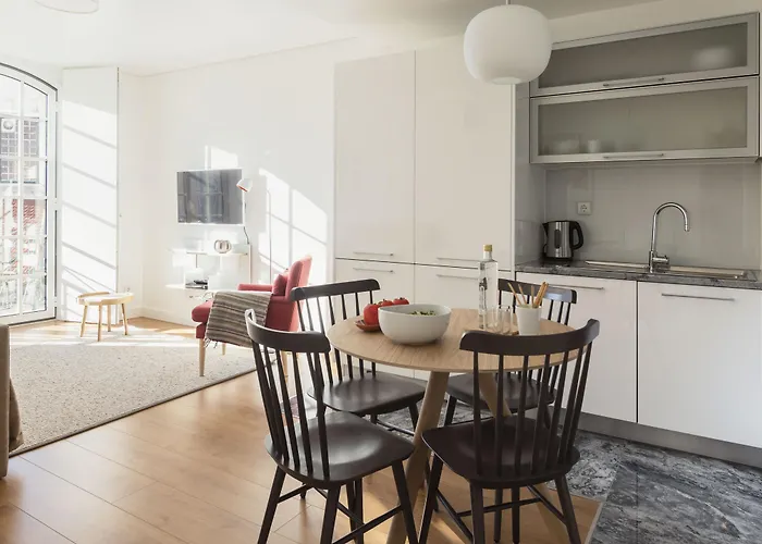 Lsa Baixa Castelo By Numa *