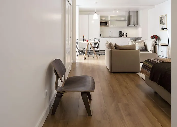 Serviced - Baixa Castelo *