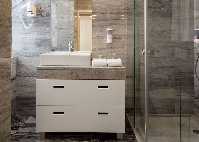 Lsa Baixa Castelo By Numa *