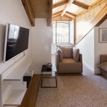 Lsa Baixa Castelo By Numa Lisboa
