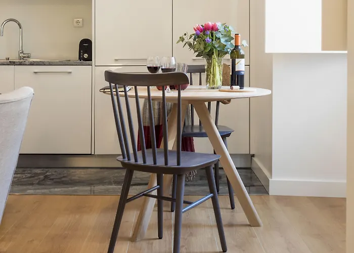 Serviced - Baixa Castelo Apartament