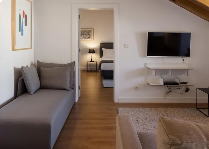 Serviced - Baixa Castelo Apartament