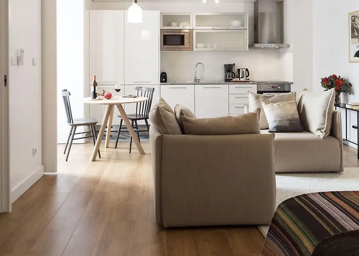 Serviced - Baixa Castelo